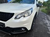 Peugeot 2008 GT-Line Edition PureTech 110 EAT6 - Peugeot 2008: 1.6