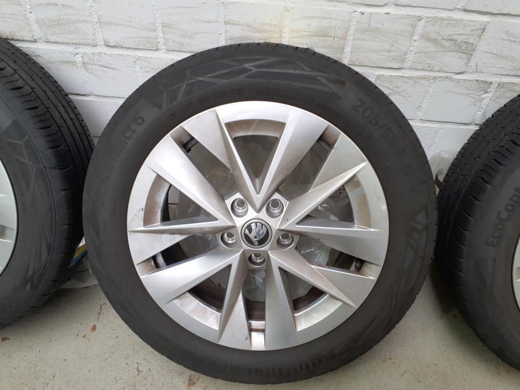 Skoda Octavia Combi Style 2.0 TDI PDC*Tempo*Klima*NAV