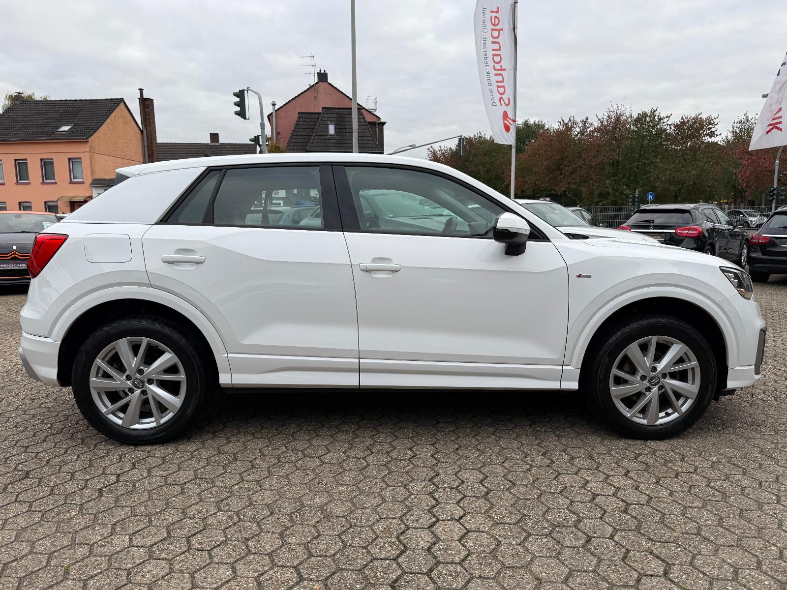 Audi Q2 35 TFSI*AHK*Tempomat*Leder*Navi*