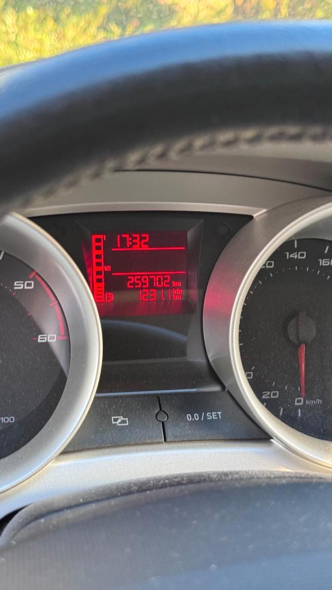 Seat Ibiza 2011 — photo 8