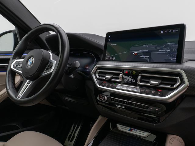 Foto Nummer 38: BMW X4 M40