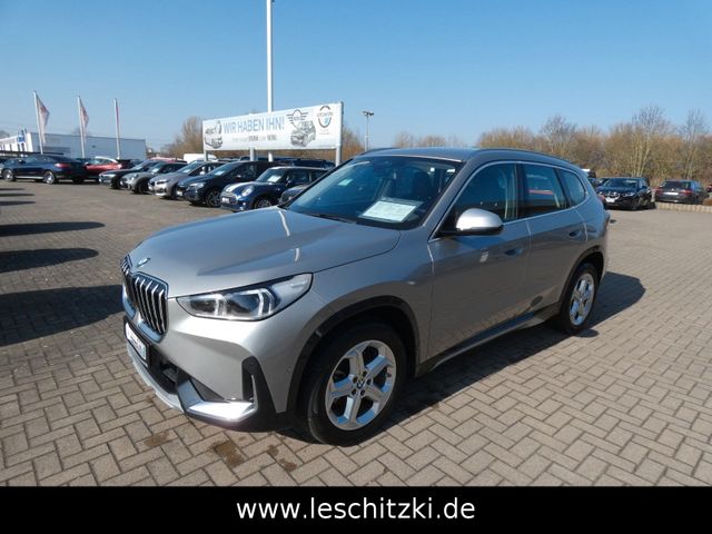 BMW X1 sDrive18i xLine/Automatik/LED/DAB/Dachreling