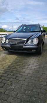 Mercedes-Benz E 430 T AVANTGARDE Avantgarde - Mercedes-Benz E 430 aus 1999