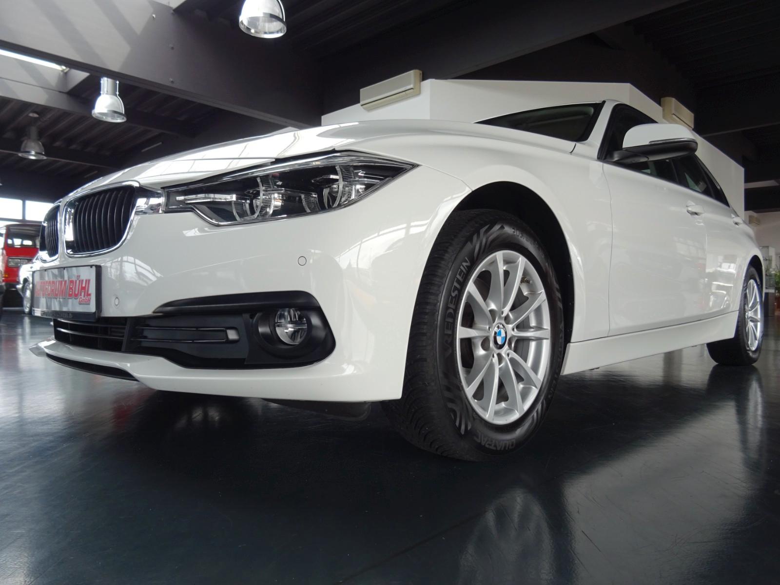 BMW 320d Advantage/ Automatik/ Navi/ LED/ PDC