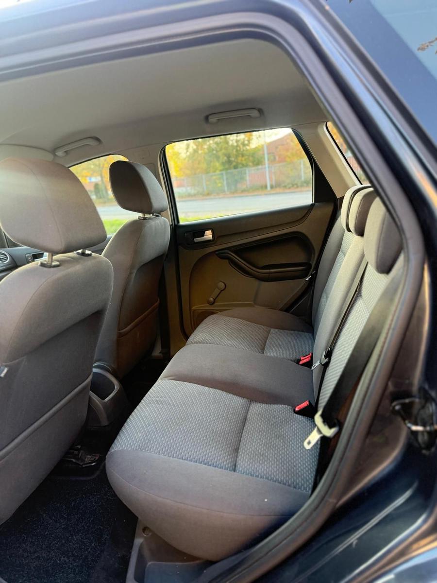 Ford Focus 2007 — photo 6