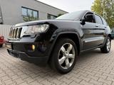 Jeep Grand Cherokee 3.0 CRD Overland TOP ZUSTNAD AHK - Jeep Grand Cherokee aus 2012: Overland