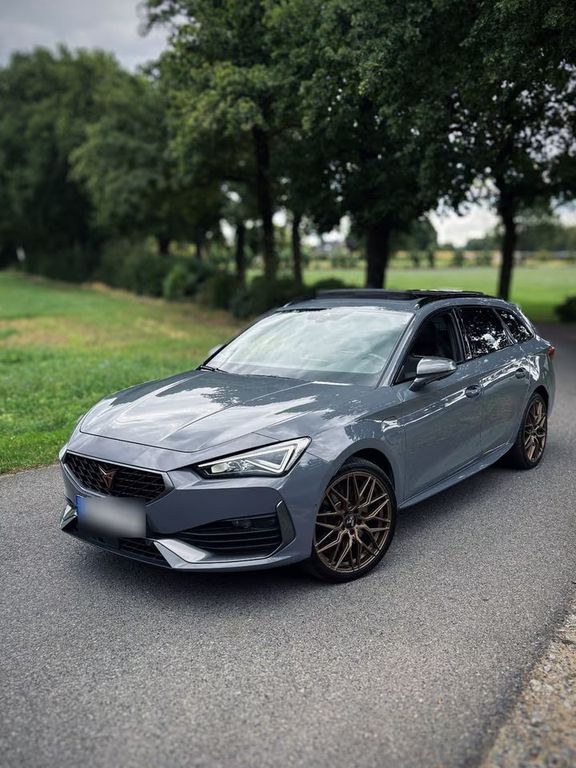 Image of Cupra Leon