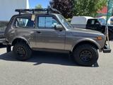 Lada Niva LUX 1.7i 4x4 Klima Shz - Lada Niva: 1.7