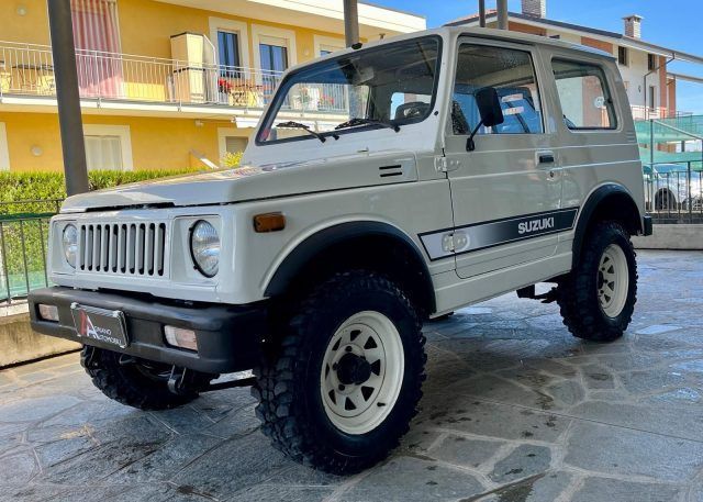 Suzuki SUZUKI SJ 410 SJ410 Berlina De Luxe ISCRITTA ASI