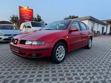 Seat Leon 1,6 16V Magma,TÜV neu,Klima,CD-Radio....... - Seat Leon aus 2002