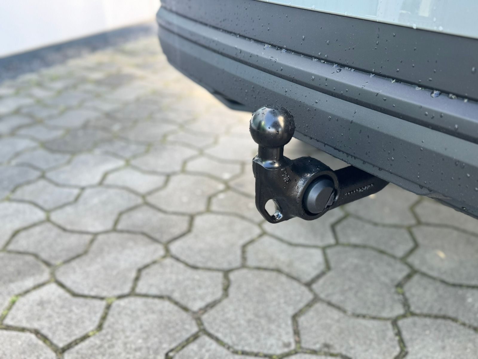 Fahrzeugabbildung SKODA Karoq 1.5 TSI DSG*AHK*RFK*behFro*eHeck*Allwetter