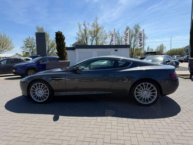 Aston Martin DB9 5.9 V12 Coupe