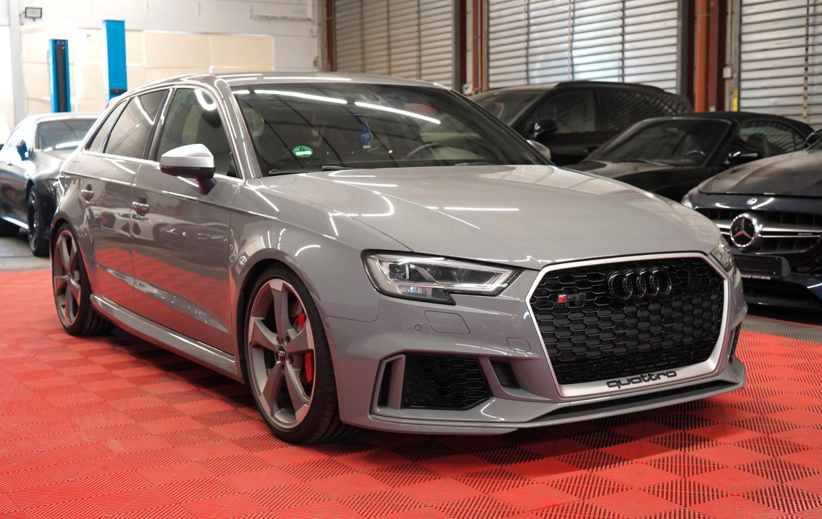 Audi RS3 Sportback 2.5 TFSI Quattro *Unfallfrei*