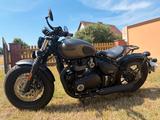 Triumph Bonneville Bobber Black - TRIUMPH BONNEVILLE BOBBER BLACK