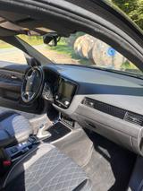 Mitsubishi Outlander PHEV 4WD Plus Spirit, Vollleder, AHK - Mitsubishi Outlander Spirit mit Hybrid-Antrieb (Benzin/Elektro)