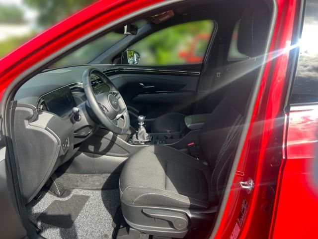 Fahrzeugabbildung Hyundai Tucson Advantage 2WD Navi Digitales Cockpit Soun