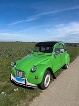 Citroën 2 CV - Citroën 2 CV mit Benzin-Antrieb