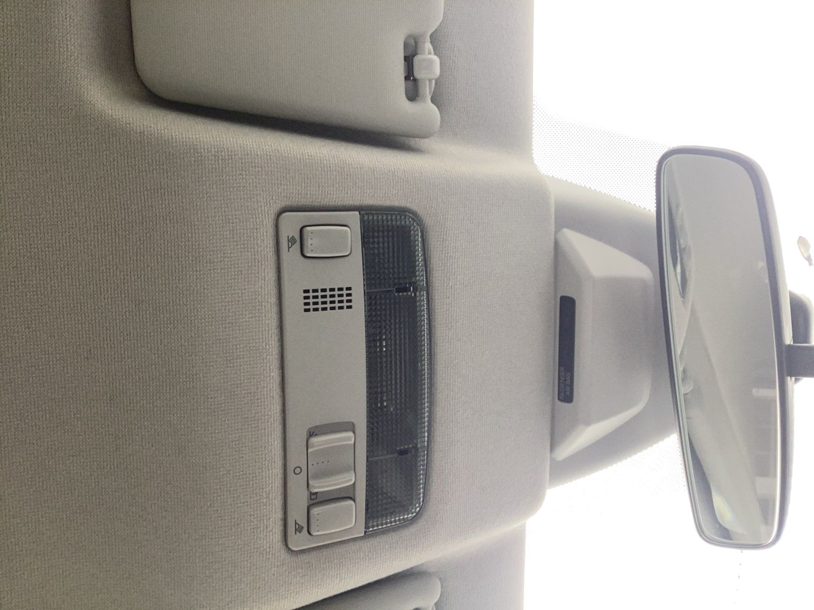 Fahrzeugabbildung Volkswagen up! 1.0 Basis Climatronic DAB GRA RFK SH