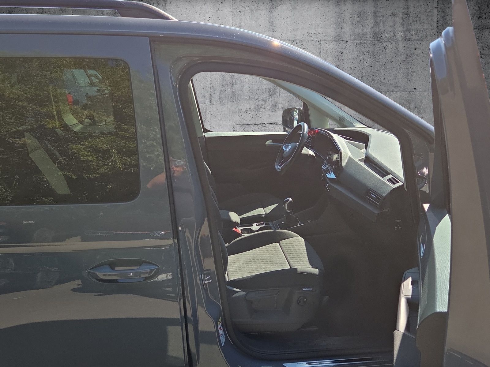 Caddy "Dark Label" 1.5 TSI OPF 6-Gang AHK