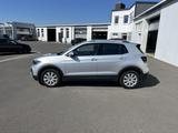 Volkswagen T-Cross 1.0 TSI Style Navi-PRO Keyless LED-PLUS  - Volkswagen T-Cross mit Benzin-Antrieb: Geländewagen