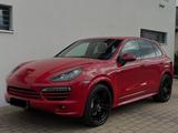 Porsche Cayenne S /GTS/Carbon/Luft/Cam/AHK/21 Zoll - Porsche Cayenne: Rot