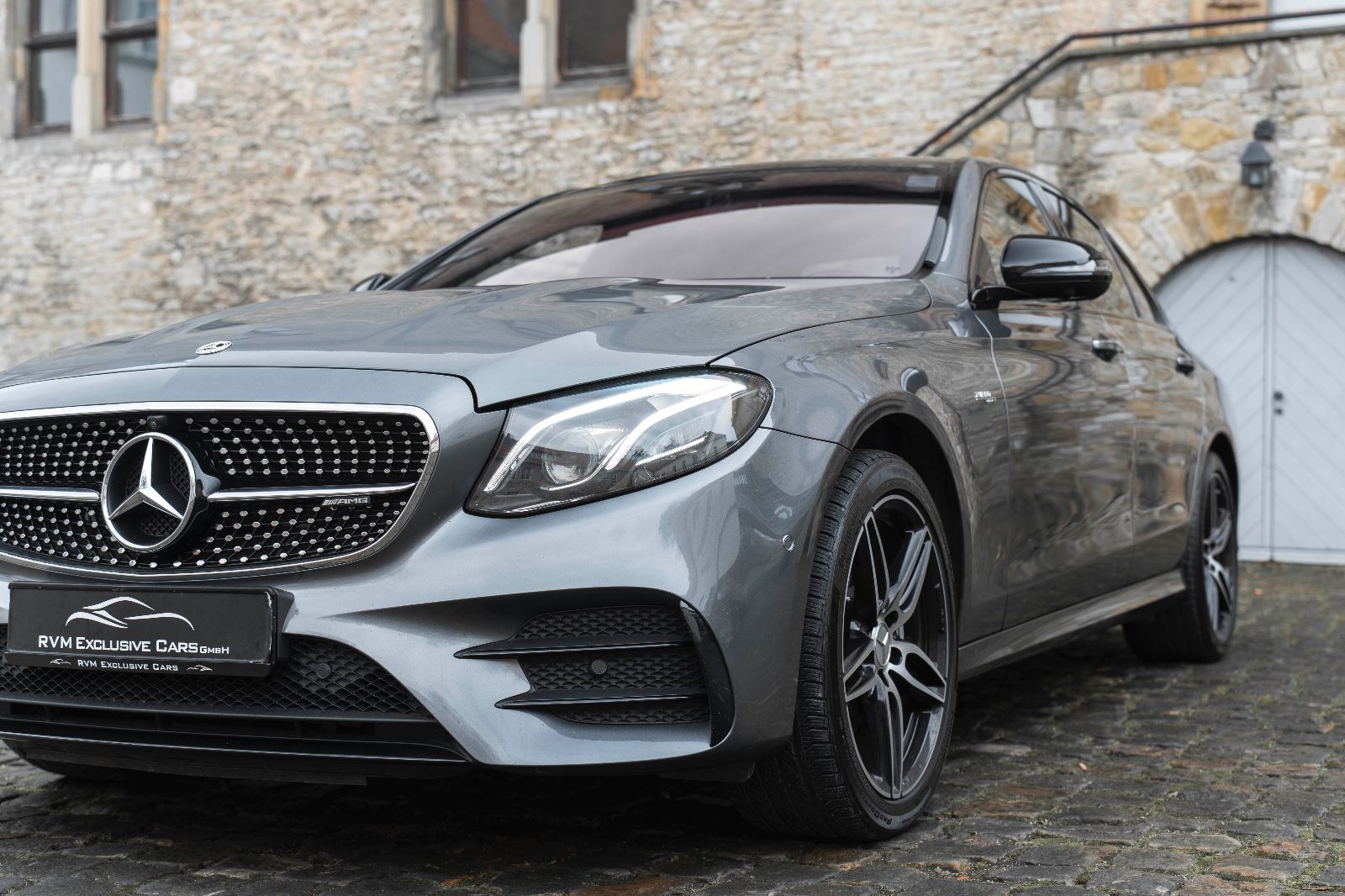 Fahrzeugabbildung Mercedes-Benz E 53 AMG 4Matic+ 360° BURMESTER MBEAM LED TOTW