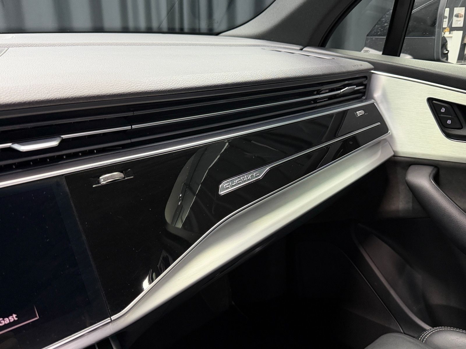 Fahrzeugabbildung Audi Q7 45 TDI quattro S line|PANO|KAMERA