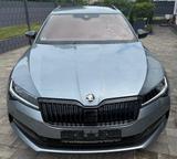 Skoda Superb 2.0 TDI SPORTLINE COMBI SCR 147kW DSG  - Skoda Superb Gebrauchtwagen in Bremen
