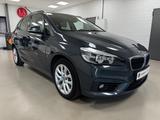 BMW Active Tourer 225 xe Advantage*PDC*AC*LMF*NAVI* - mit Hybrid-Antrieb: Van