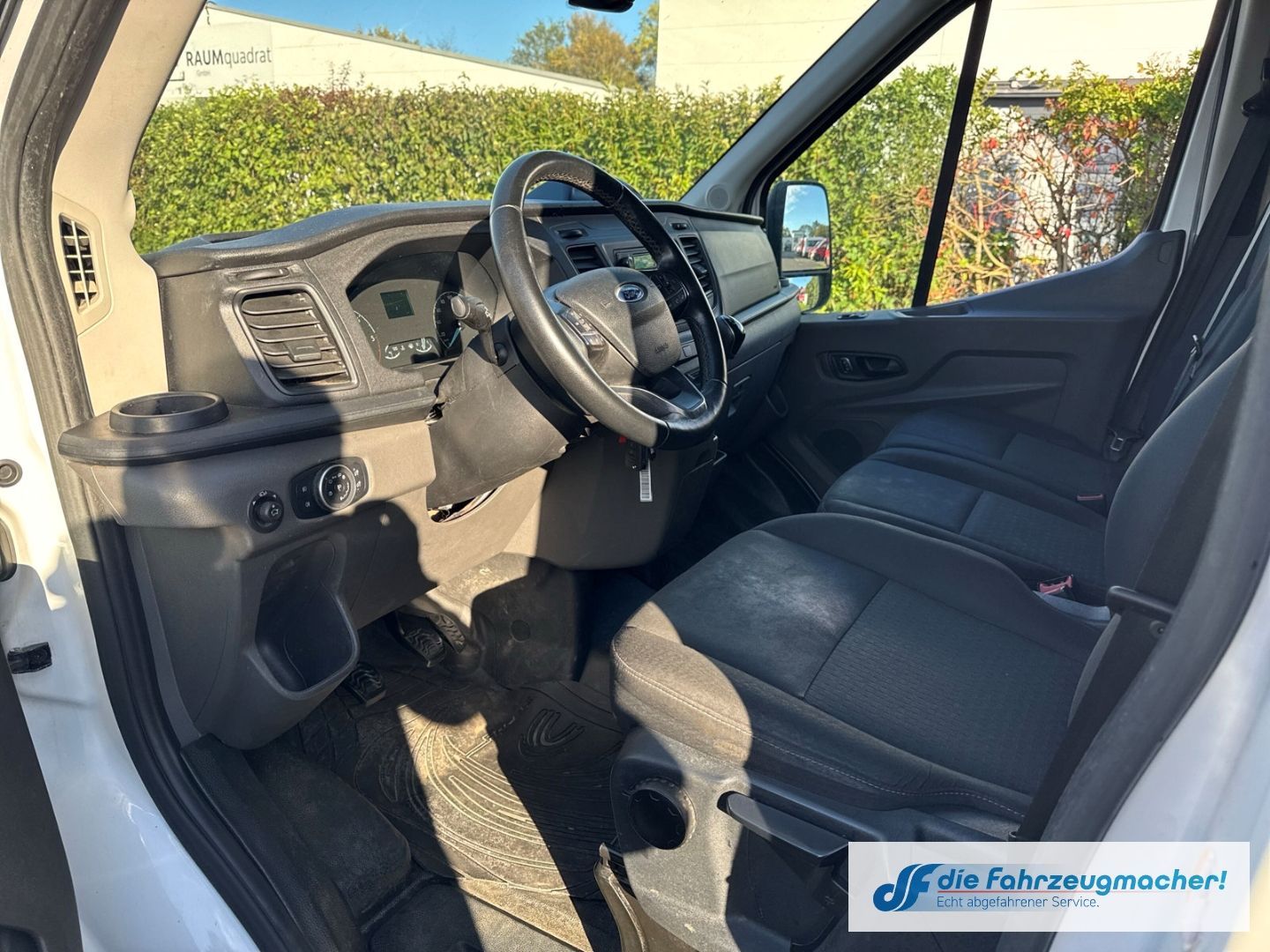 Fahrzeugabbildung Ford Transit Kasten 350 L3 Trend AHK DAB SHZ *EXPORT