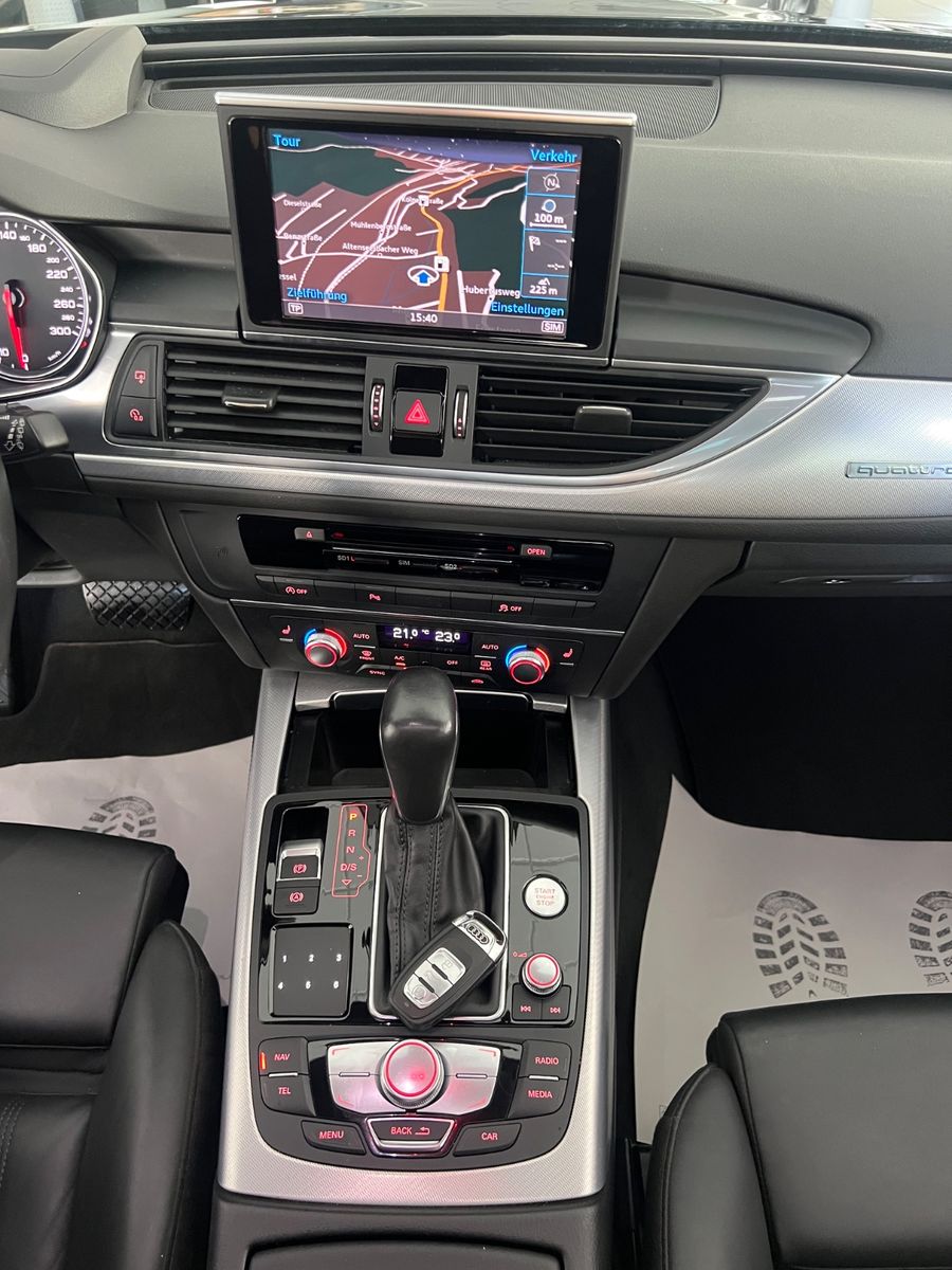 Fahrzeugabbildung Audi A6 Avant 3.0 TDI clean diesel quattro *PANO*HEAD