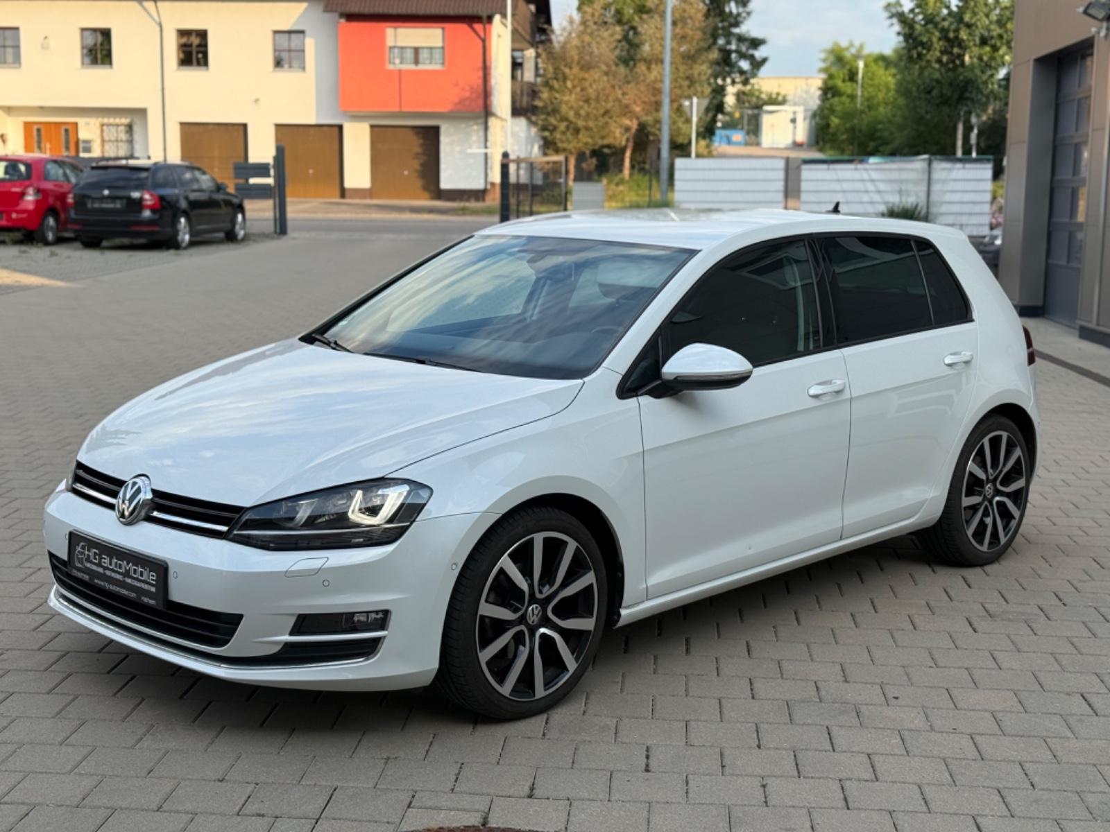 Volkswagen Golf VII 1.4 TSILim. Highline BMT 8xReifen/Navi