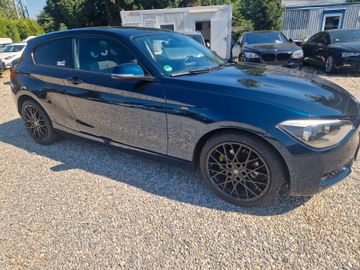 BMW 118 - 8