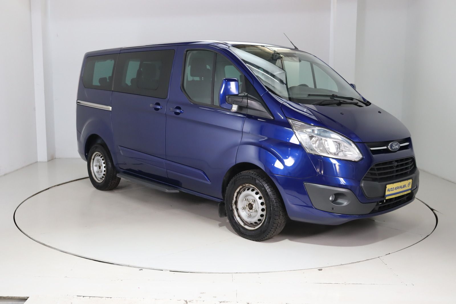 Fahrzeugabbildung Ford Tourneo Custom 2.2 TDCi * 8 Sitzplätze