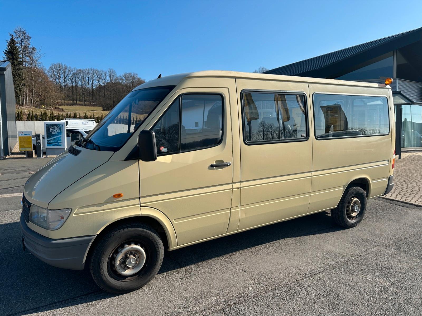 Mercedes-Benz Sprinter Kombi 312 D 8.Sitze AHK