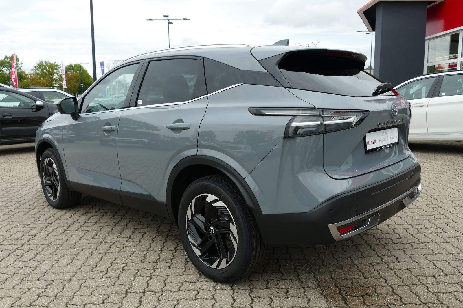 Nissan Qashqai N-Connecta 1.3 Dig-T Aut. LED ACC Pano imagem 3
