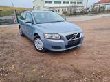 Volvo V50 Kombi 1.6 D Drive - Volvo V50 mit Schiebedach
