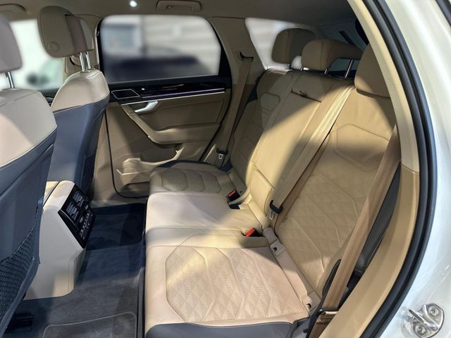 Touareg 4.0 TDI DSG 4M ATMOSPHERE IQ. LIGHT+AHK+