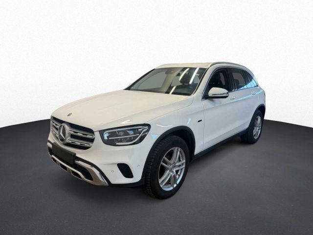 MERCEDES-BENZ GLC 300e Standard | LED | Navi | Leder