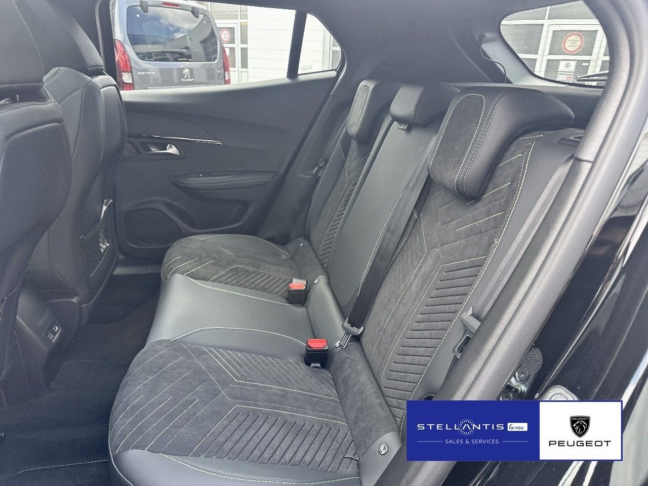 Peugeot 2008 - Bild 10