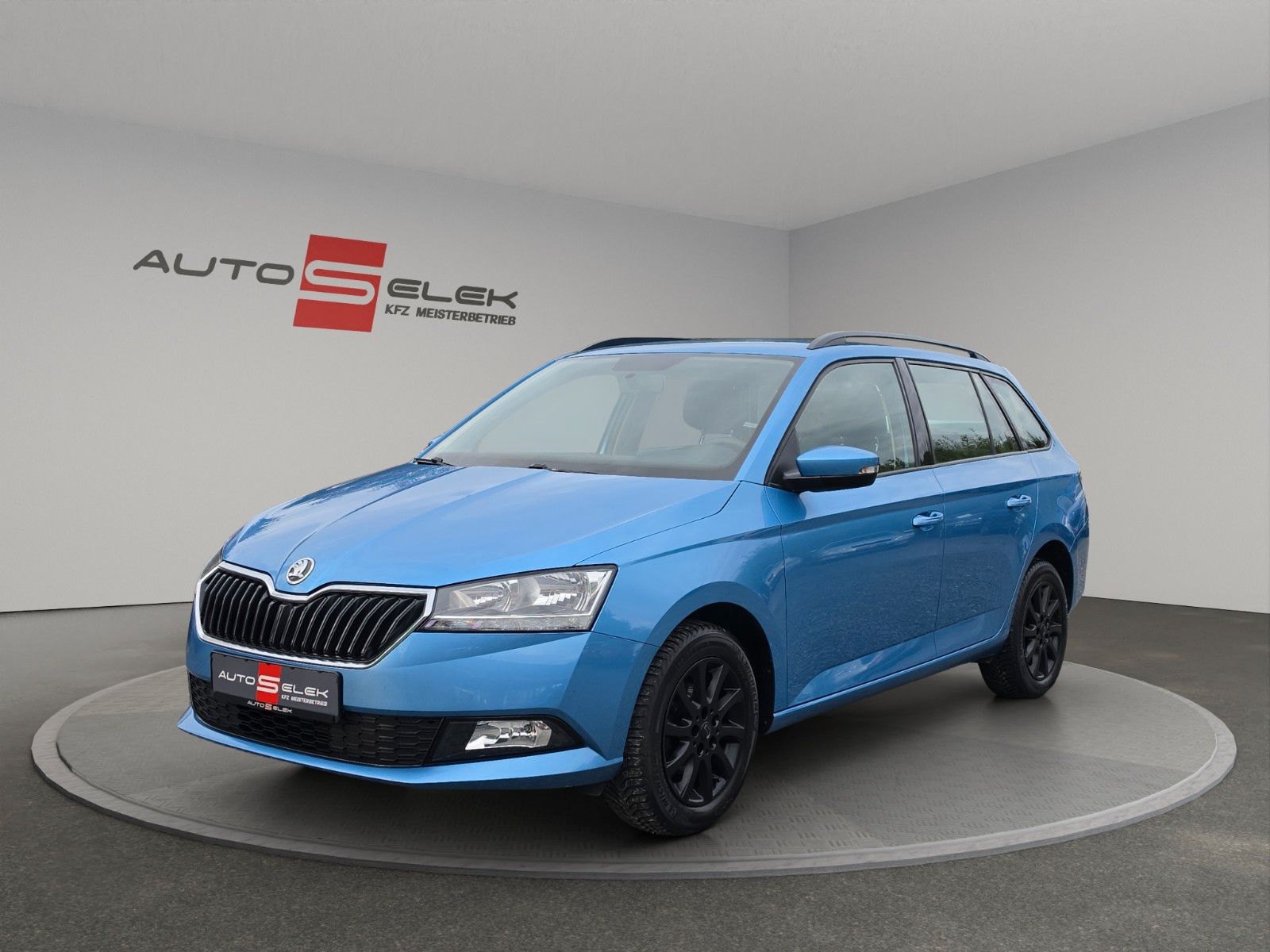 Fahrzeugabbildung SKODA Fabia Combi Cool Plus CarPlay