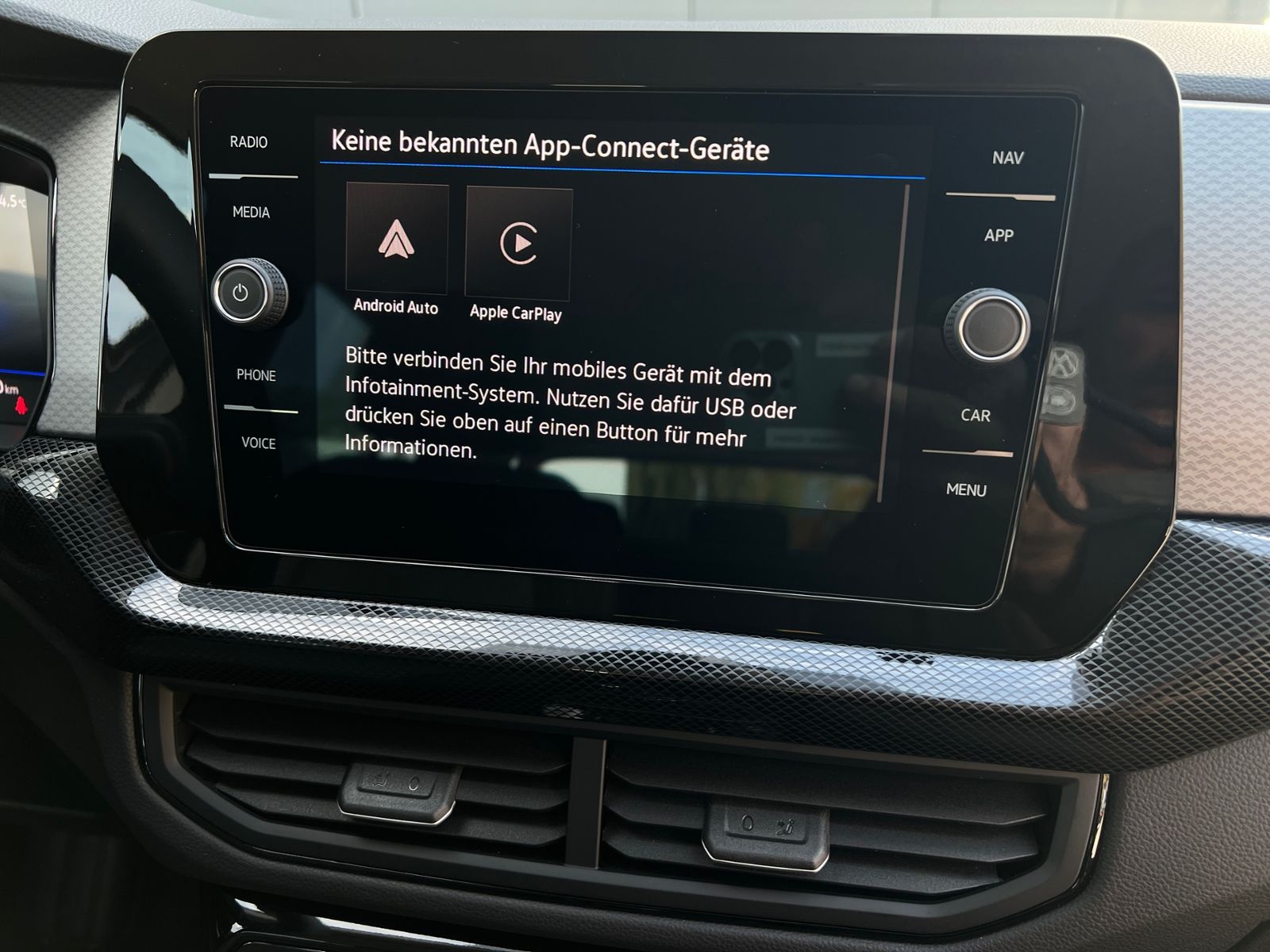 Fahrzeugabbildung Volkswagen T-Cross Life 1.0 TSI DSG *IQ.Light, Climatronic,