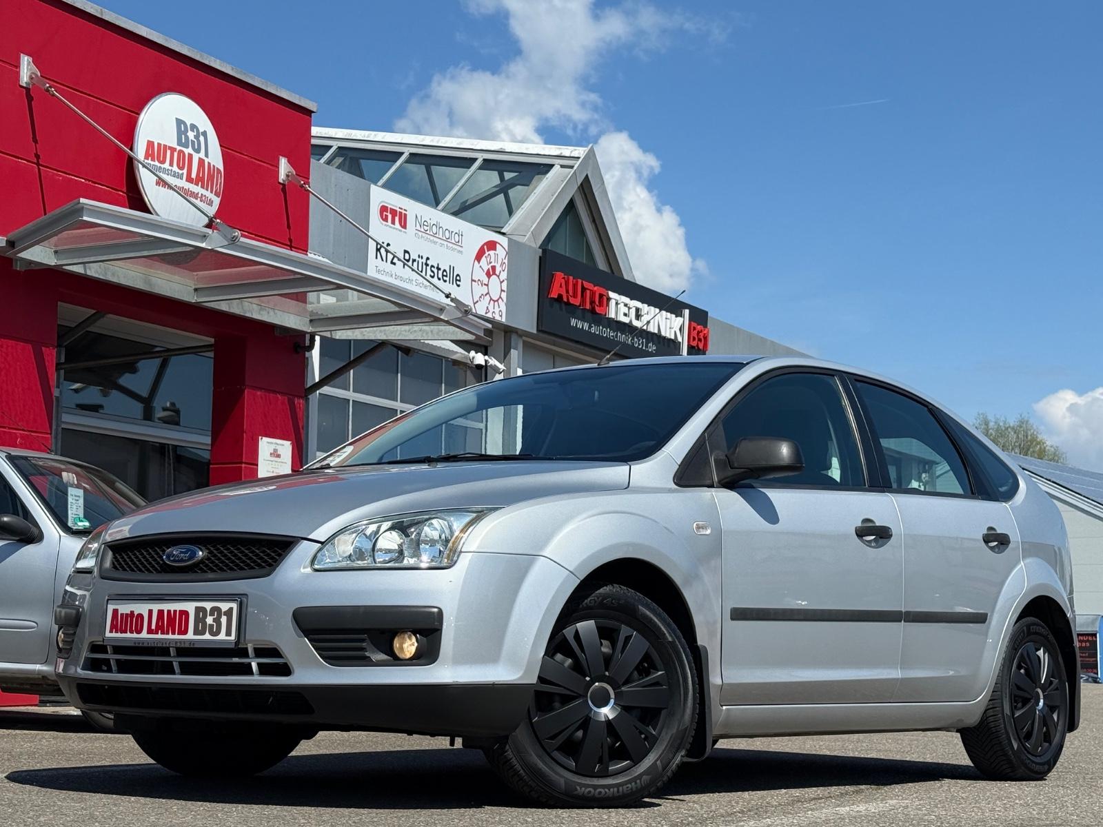 Ford Focus 1.6i Limo Automatik TÜV PDC Einparkhilfe