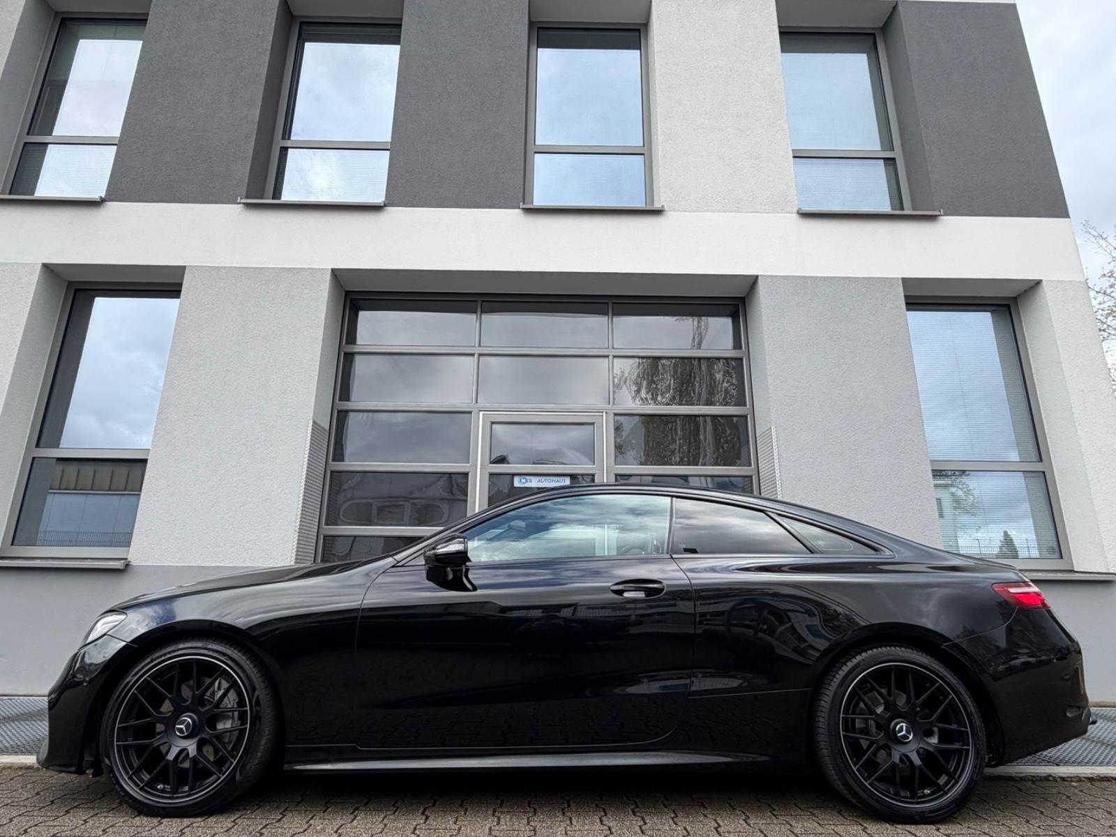 Mercedes-Benz E 220d COUPE ACC*3x AMG*KAMERA*HEAD UP*LEDER*19'