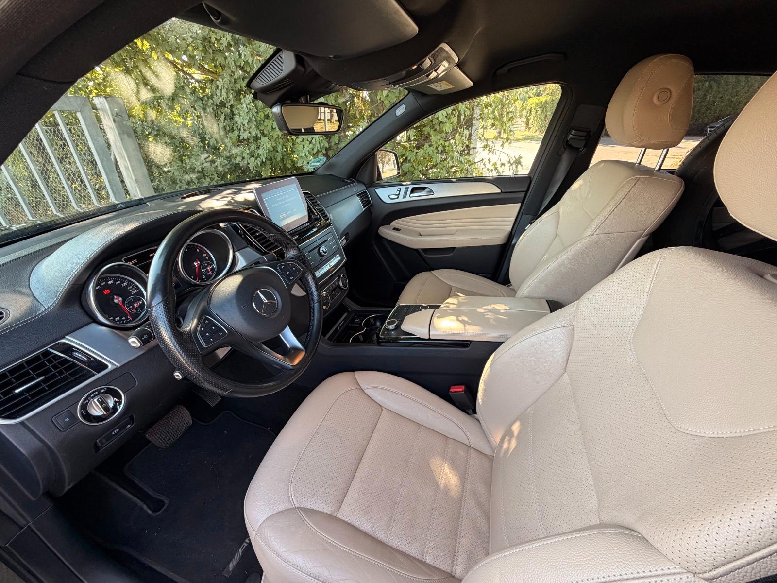 Mercedes-Benz GLE 350d Coupe 4Matic AMG-Line Night LED