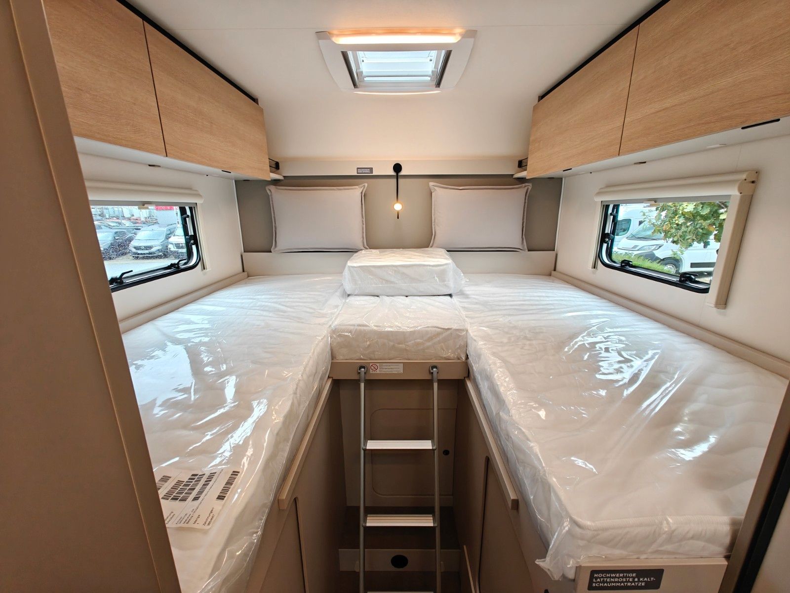 Fahrzeugabbildung LMC Tracer 690 EL - Chassis Design, 140PS, MJ2026! -
