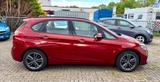 BMW 225 xe Sport Line Active Tou. KAM NAV HUD LEDER - mit Hybrid-Antrieb: Van, Automatik