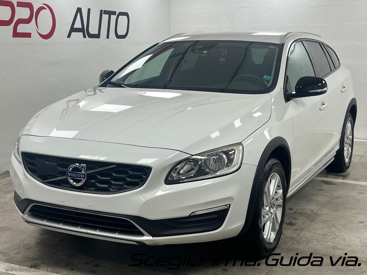 VOLVO V60 CC
