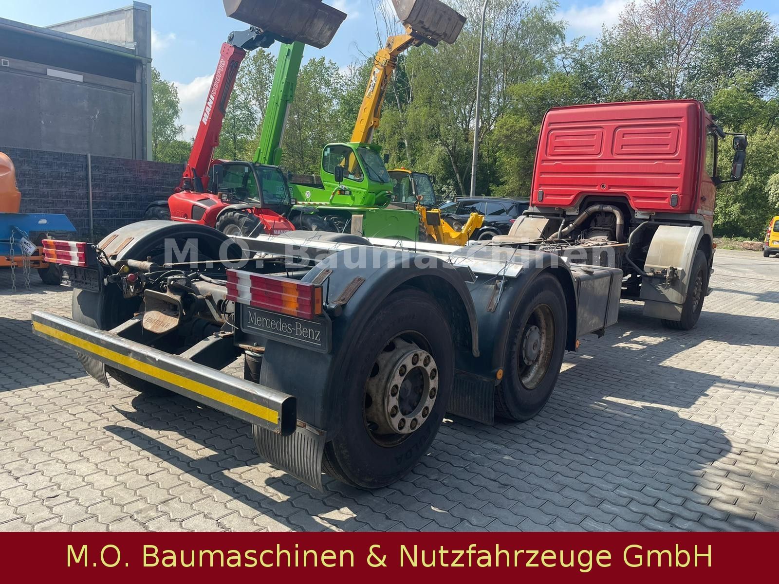 Fahrzeugabbildung Mercedes-Benz Atego 2623 / 6x2 / 3 Achser /  Euro 3 /