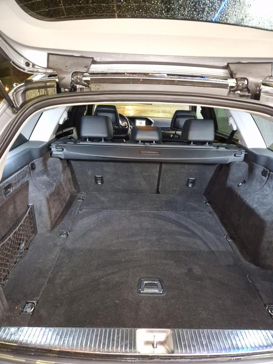 Mercedes-Benz 220 2011 — photo 11